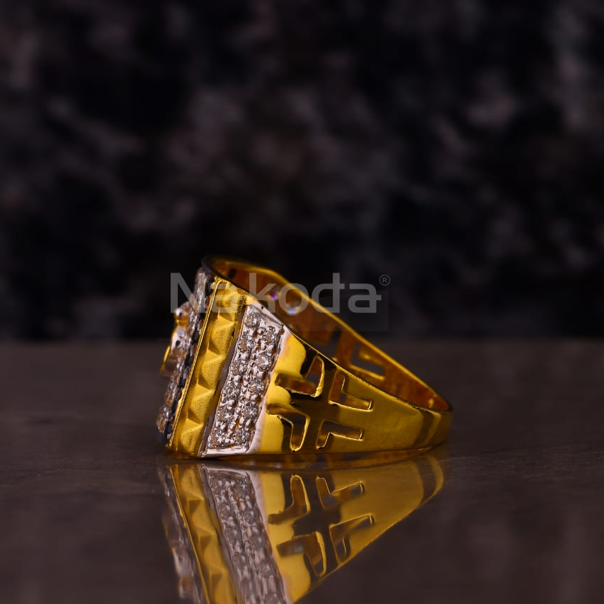 916 Gold Men's Classic God Ring MGR198 - Image 2