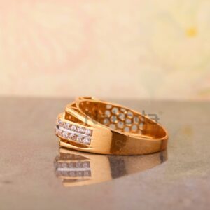 750 Rose Gold Hallmark Fancy Men's Ring RMR113