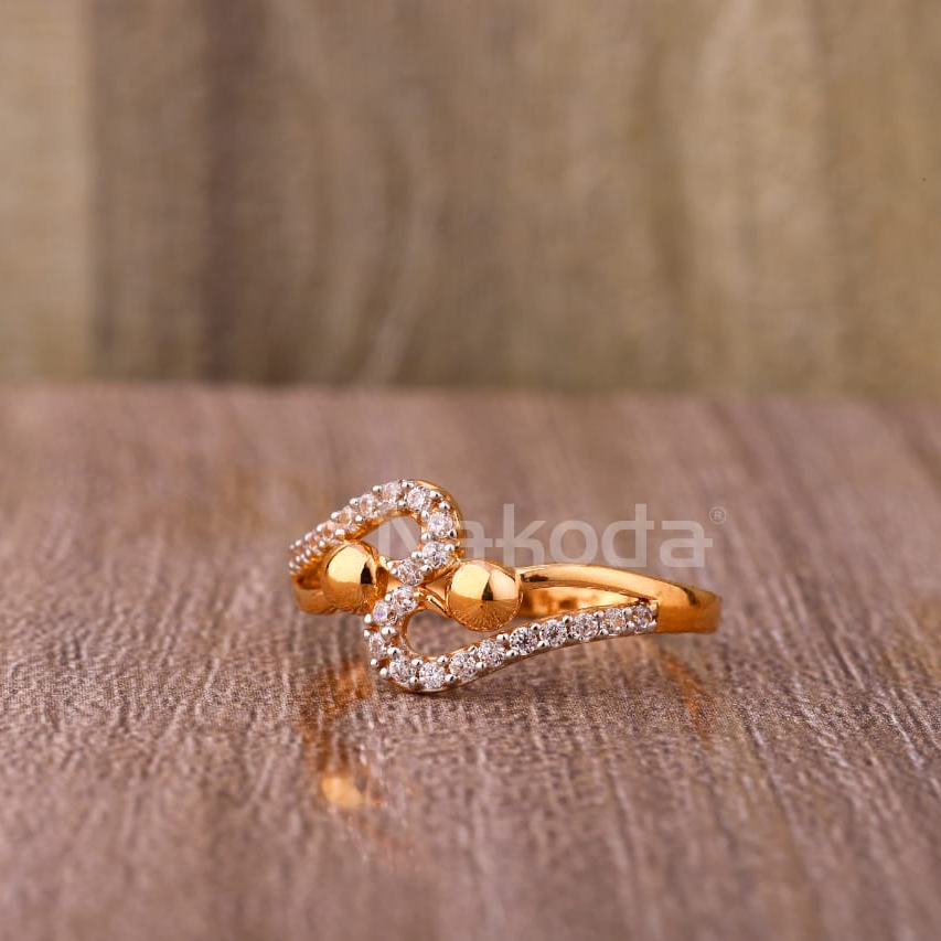 750 Rose Gold CZ Hallmark Gorgeous Ladies Ring RLR923