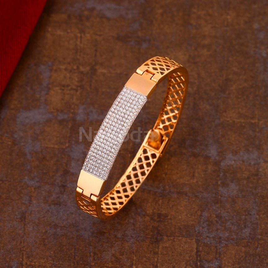 750 Rose Gold Men's Fancy Kada Bracelet RMKB32