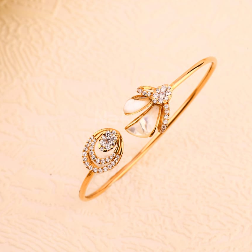 18KT Rose Gold CZ Stylish  Womens's Kada RLKB400