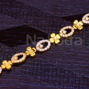 916 Gold Hallmark Ladies Classic Bracelet LB482