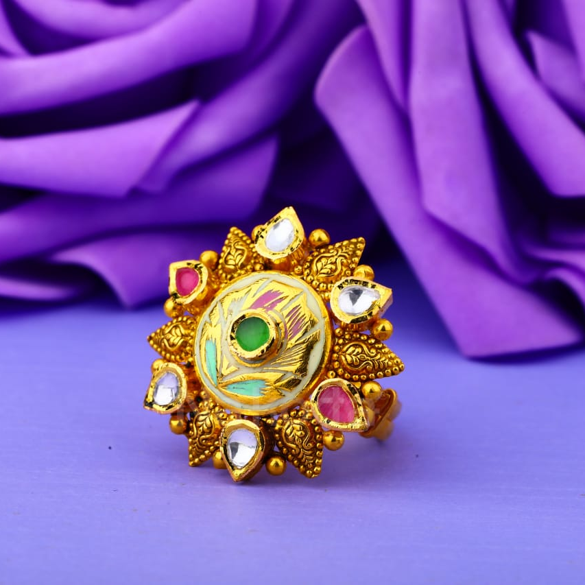 916 Gold CZ Antique Ladies Classic Ring LAR299