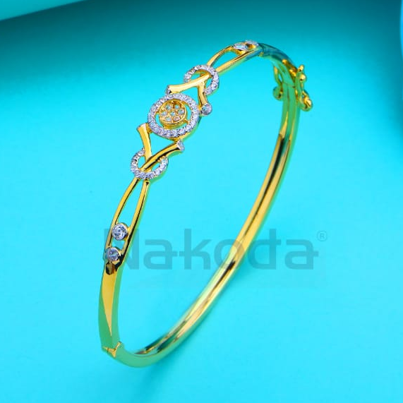 750 Gold CZ Ladies Fancy Kada Bracelet LKB221