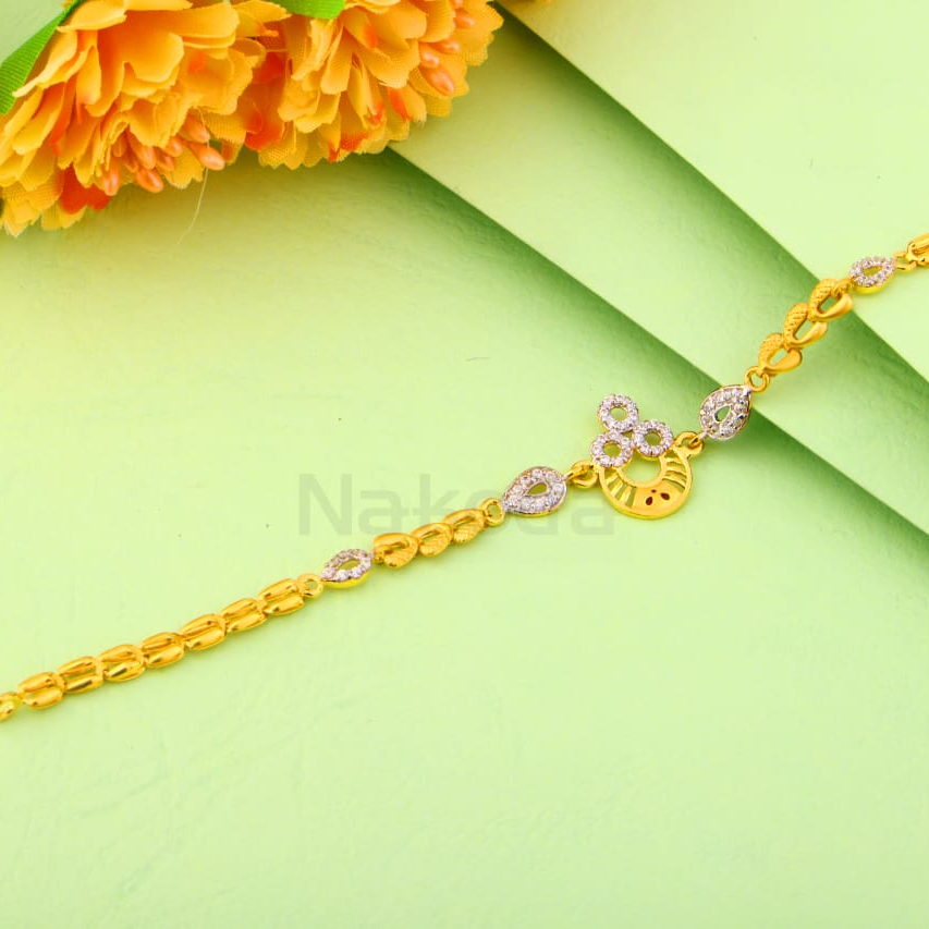 22KT Gold Hallmark Stylish Ladies Bracelet LB520