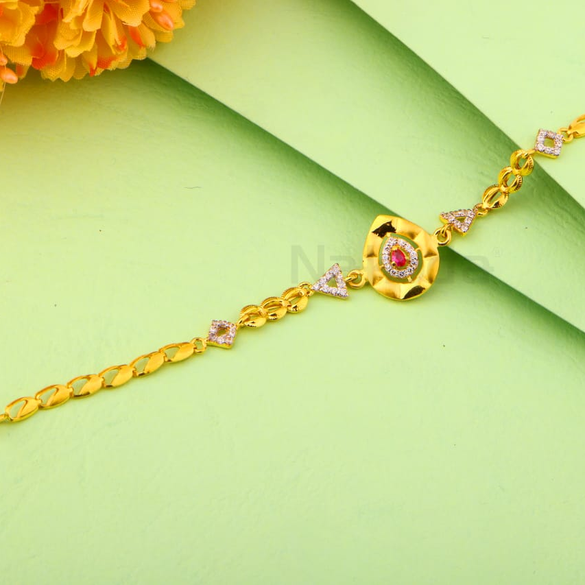 916 Gold Hallmark Ladies Exclusive Bracelet LB554