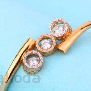18KT Rose Gold Stylish Ladies Kada RLKB408