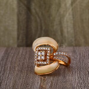 750 Rose Gold Ladies Fancy Ring RLR891