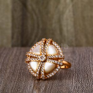 750 Rose Gold Ladies Exclusive Ring RLR892