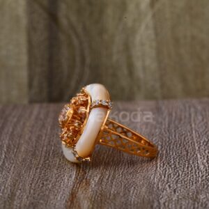 750 Rose Gold Ladies Ring RLR896