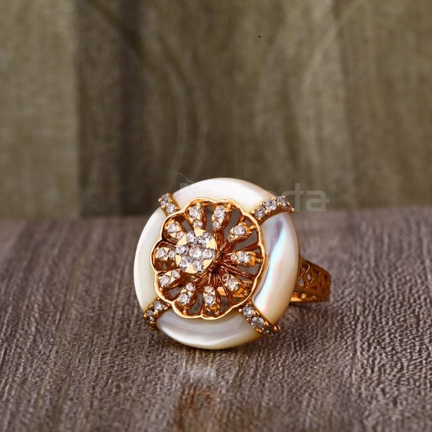 750 Rose Gold Ladies Ring RLR896