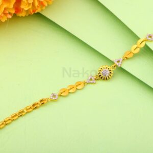 916 Gold Ladies Delicate Bracelet LB540