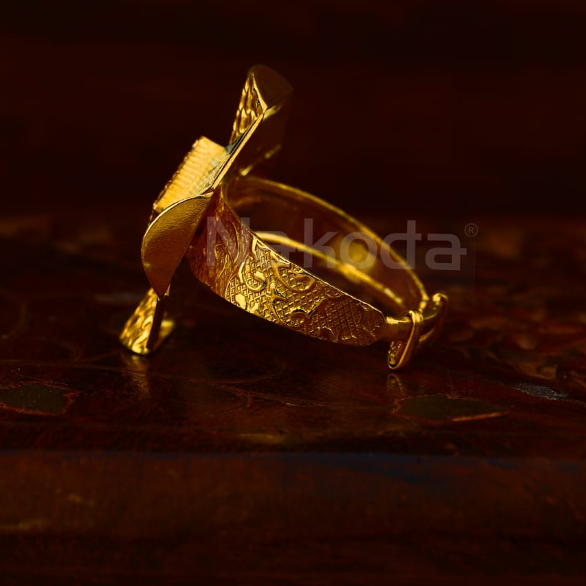 916 Gold Ladies Antique Ring LAR337 - Image 2