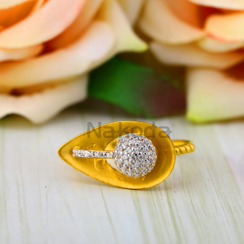 916 Gold CZ Classic Ladies Ring LLR374