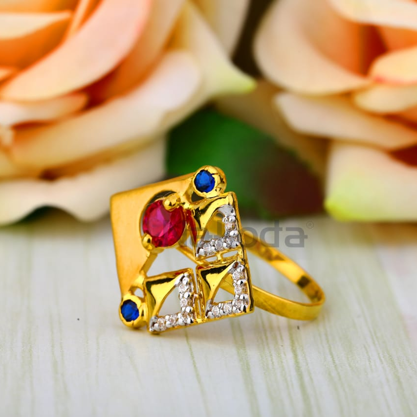 916 Gold Hallmark Exclusive Ladies Ring LLR379