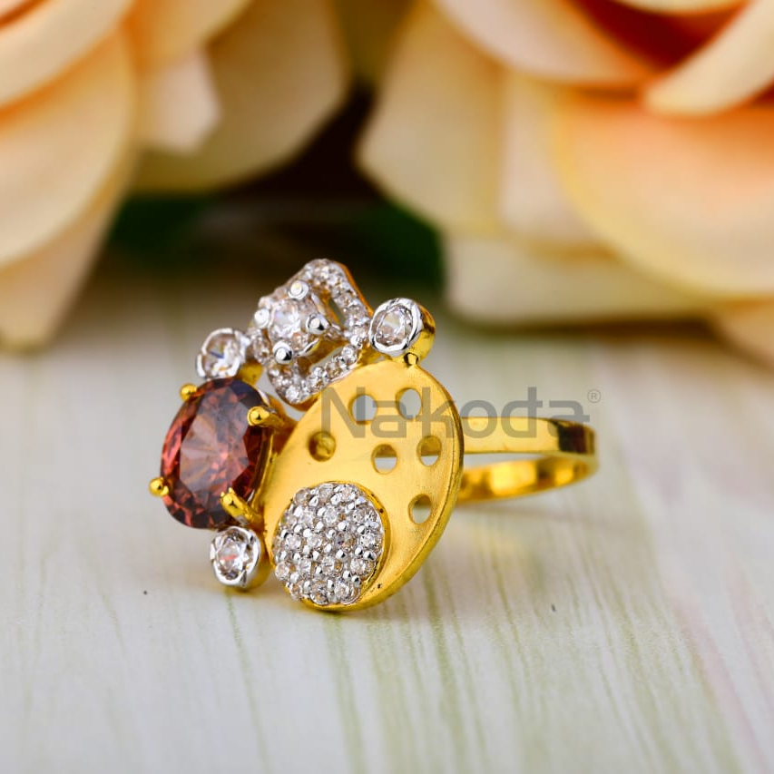 916 Gold Hallmark Classic Ladies Ring LLR361
