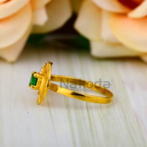 916 Gold Hallmark Ladies Ring LLR362