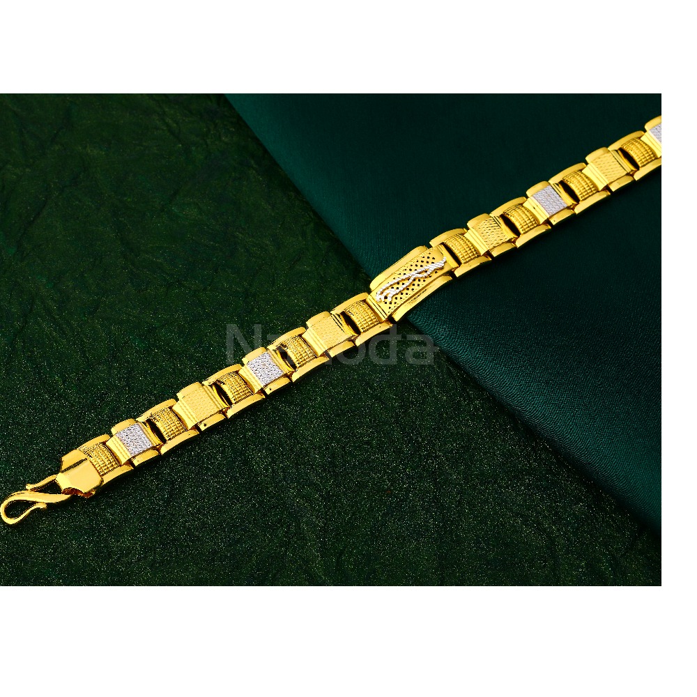 916 Gold  Gentlemen's Delicate Hallmark Casting Bracelet MCB139