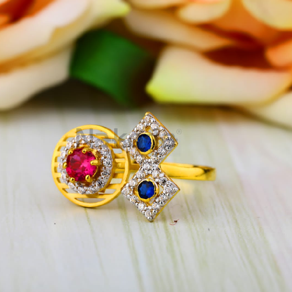 916 Gold CZ Ladies Ring LLR391