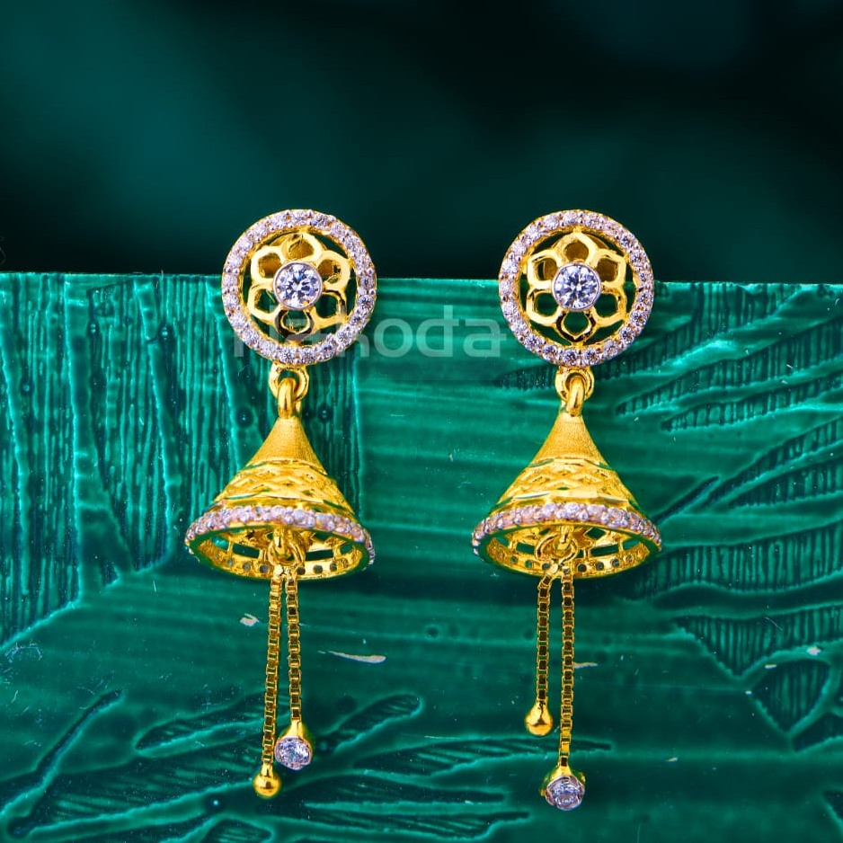 22KT Gold CZ Hallmark Ladies Classic Jhummar Earrings LJE432