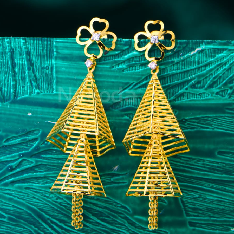 22KT Gold Hallmark Ladies Delicate Jhummar Earrings LJE448