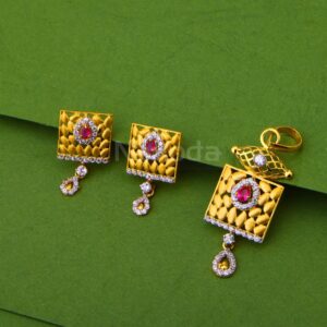 916 Gold Classic Ladies Fancy Pendant Set FPS481