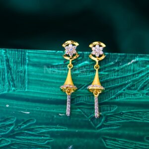22KT Gold Ladies Gorgeous Jhummar Earrings LJE452