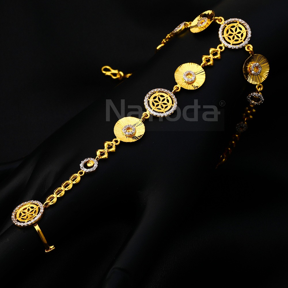 22KT Gold ladies Hathpan HP126