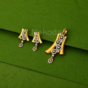916 Gold CZ Hallmark Classic Ladies Pendant Set FPS462
