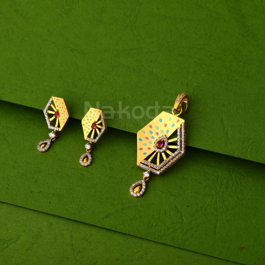 916 Gold Hallmark Gorgeous Ladies Pendant Set FPS479