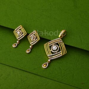 916 Gold Hallmark Designer Ladies Pendant Set FPS476