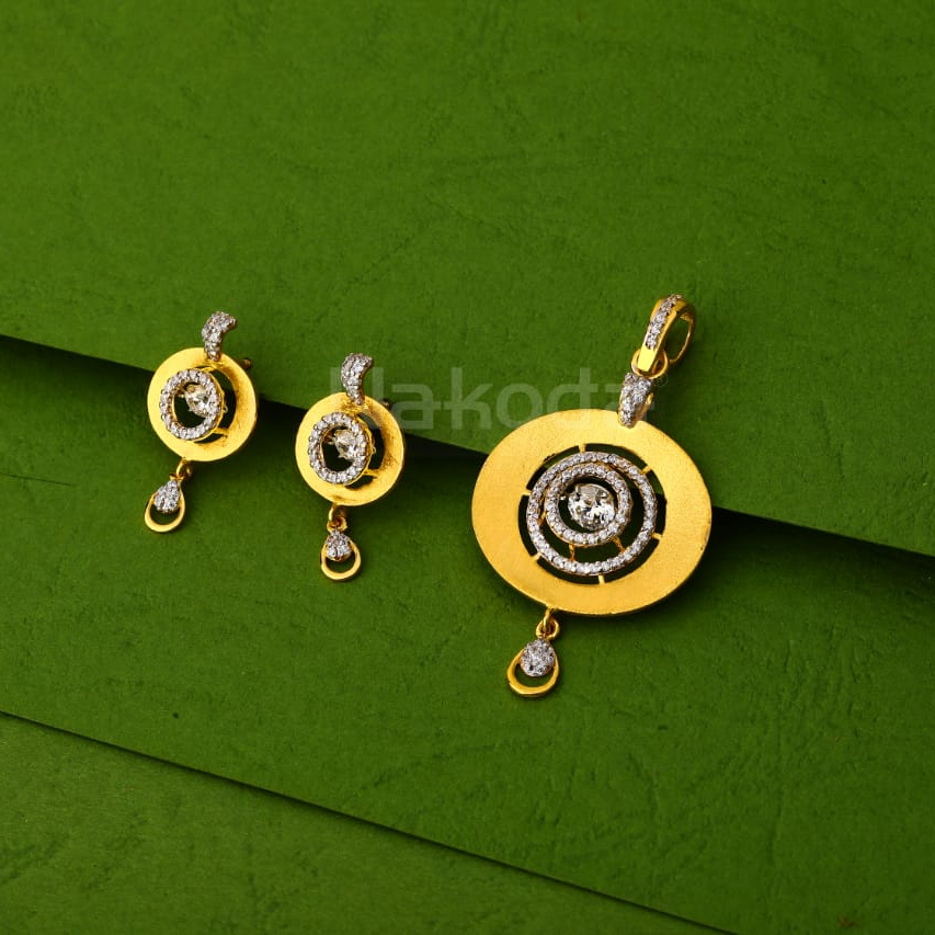 22KT Gold CZ Ladies Delicate Pendant Set FPS430