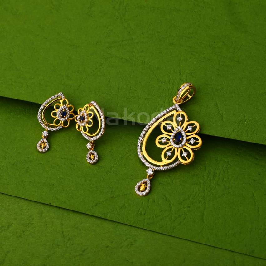 916 Gold CZ Hallmark Ladies Gorgeous Pendant Set FPS382