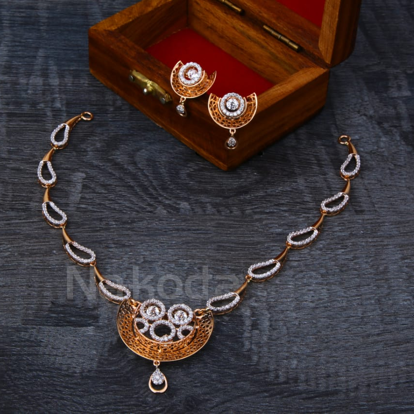 750 Rose Gold Classic Ladies Necklace Set RN353