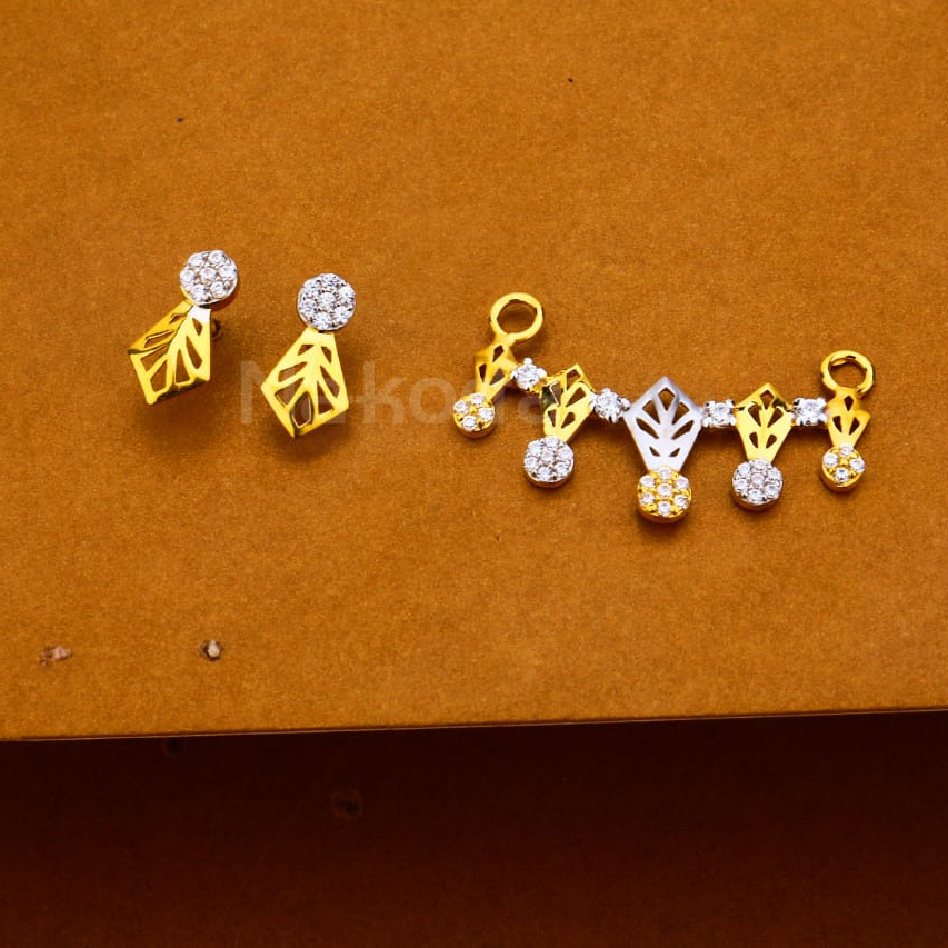 22KT Hallmark Ladies Fancy Mangalsutra Pendant Set MP463