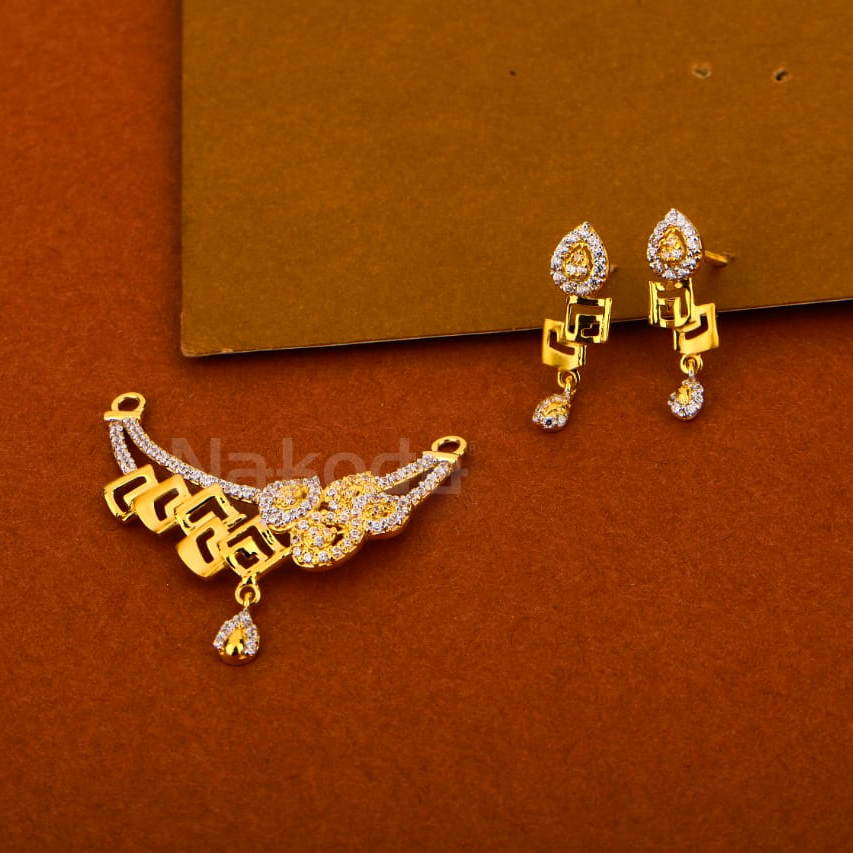 22kt ladies delicate mangalsutra pendant set mp484