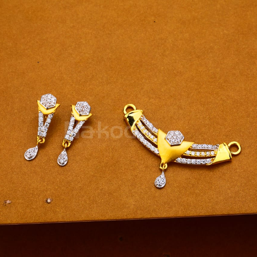 916 Hallmark Exclusive Ladies Mangalsutra Pendant Set MP449