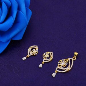 18KT Gold Ladies Fancy Pendant Set FPS337