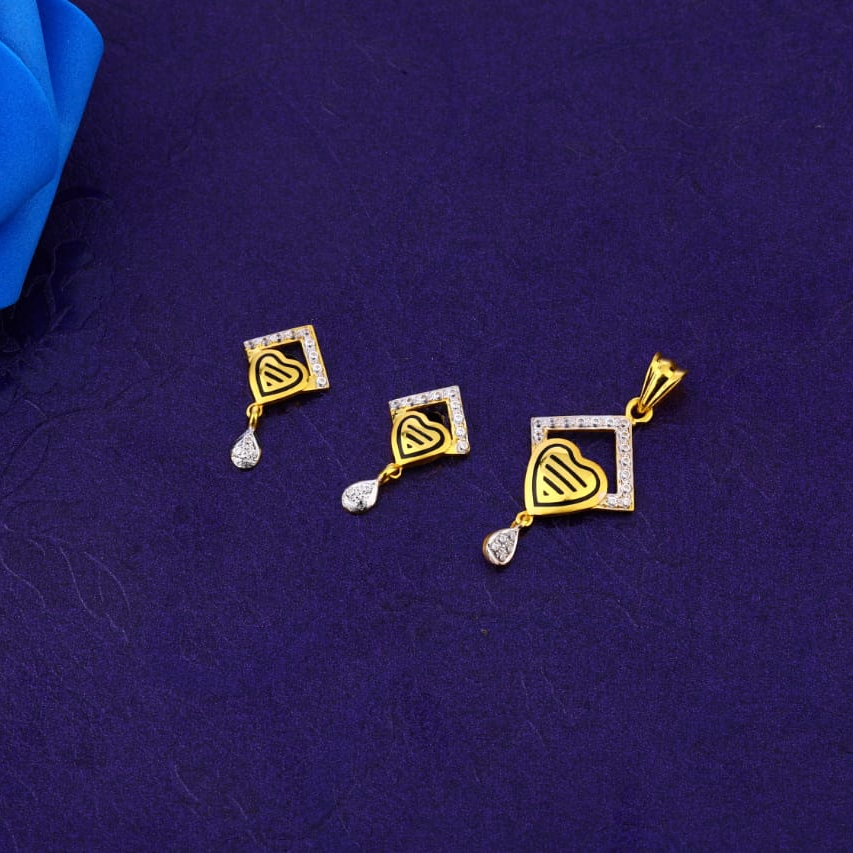 916 Gold CZ Hallmark Ladies Fancy Pendant Set FPS349