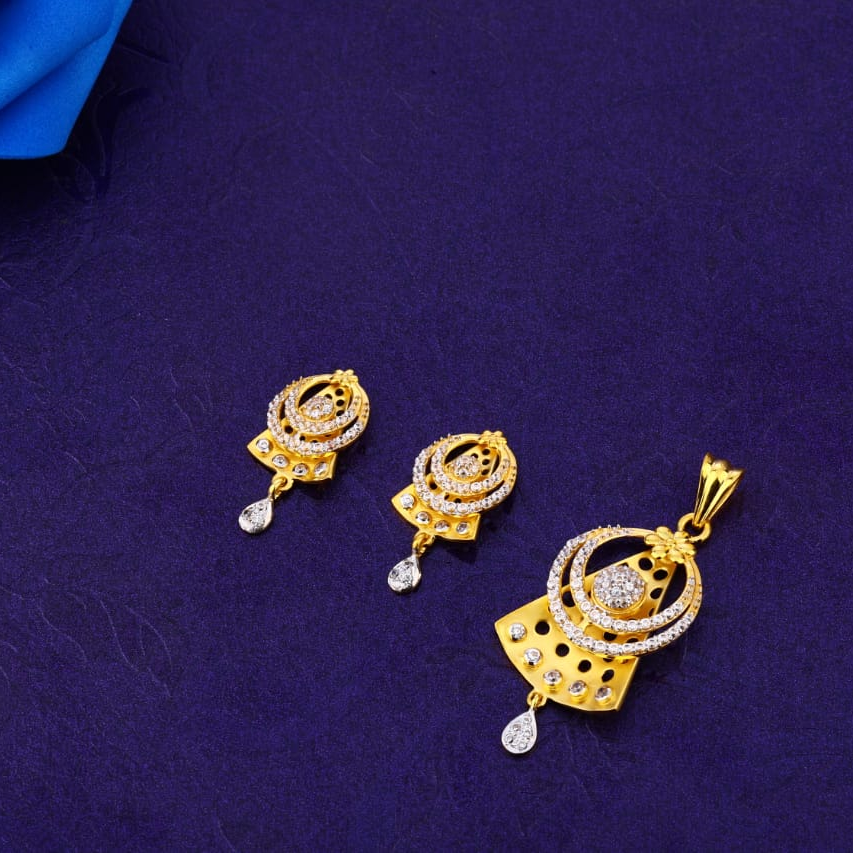 916 Gold CZ Exclusive Ladies Fancy Pendant Set FPS355
