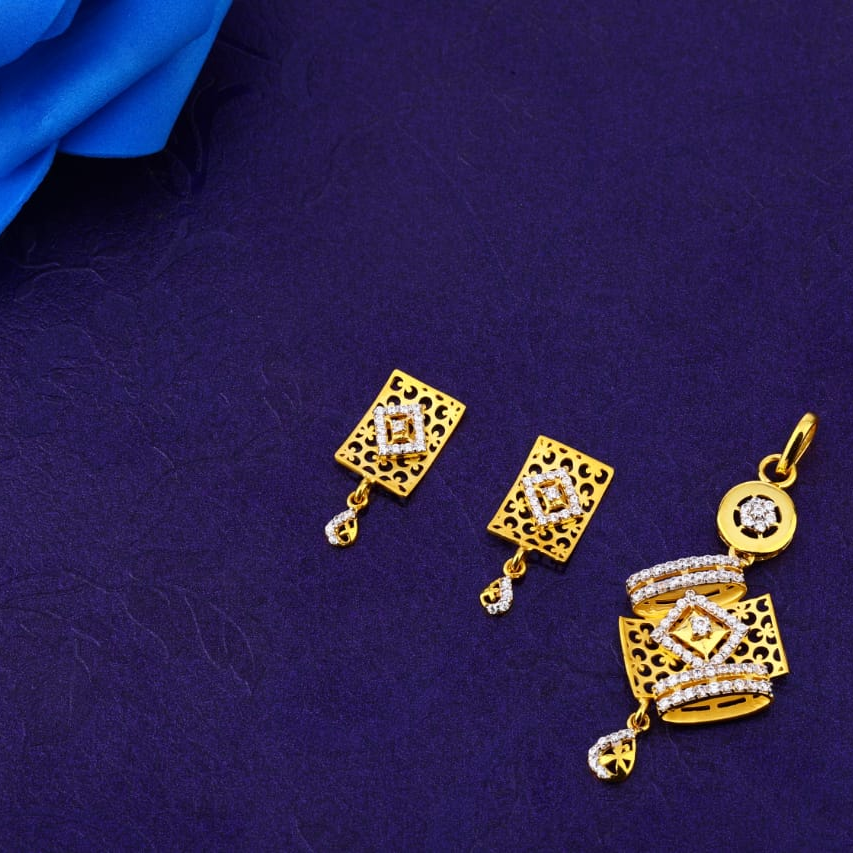 916 Gold CZ Classic Ladies Fancy Pendant Set FPS357