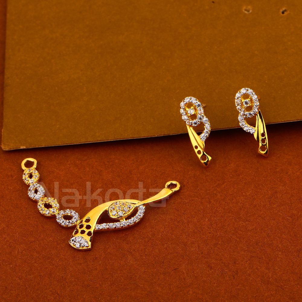 22KT Gold Ladies Stylish Mangalsutra Pendant Set MP516