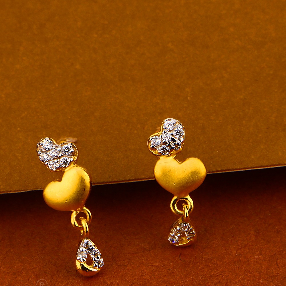 916 Gold Women's Exclusive Hallmark Mangalsuta Pendant Set MP504 - Image 2