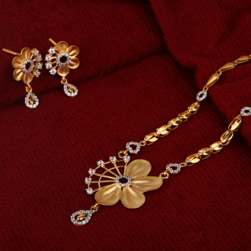 916 Gold Ladies Gorgeous Chain Necklace Set CN276