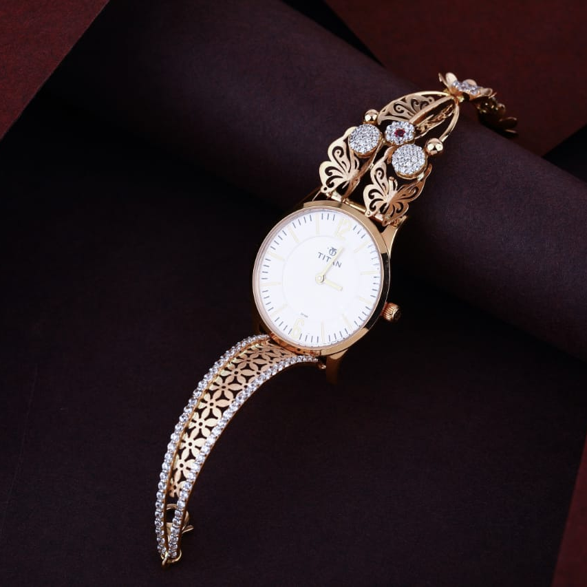 750 Rose Gold Hallmark Classic Ladies Watch RLW344