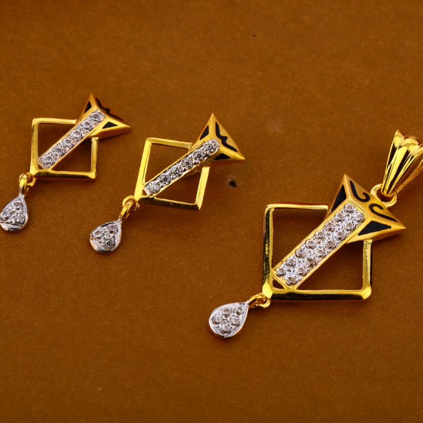 916 Gold CZ Exclusive  Ladies Pendant Set FPS318