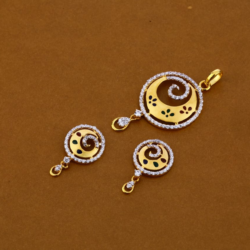 916 Gold Hallmark Fancy Ladies Pendant Set FPS225