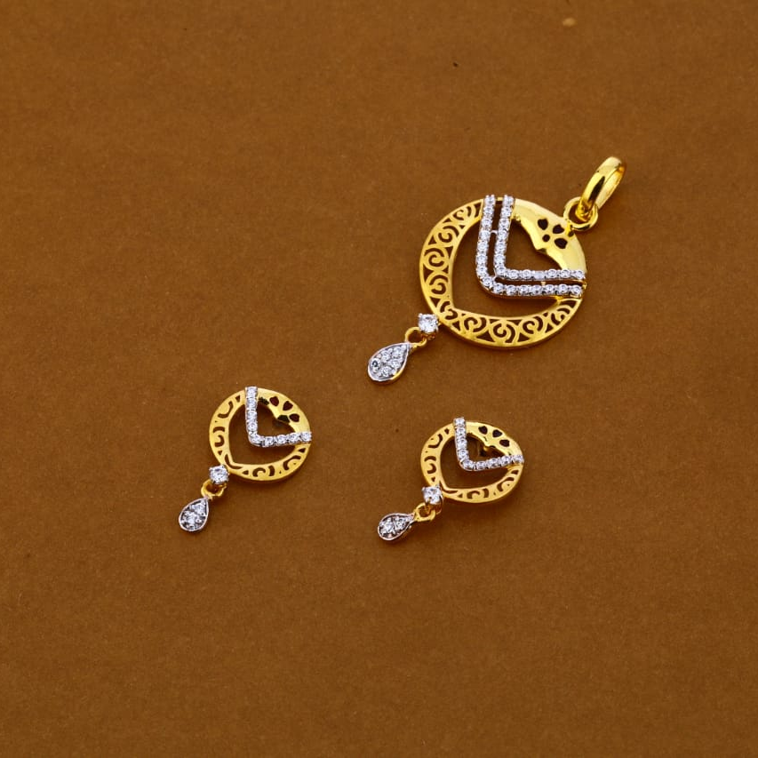 916 Gold Hallmark Exclusive Ladies Pendant Set FPS226