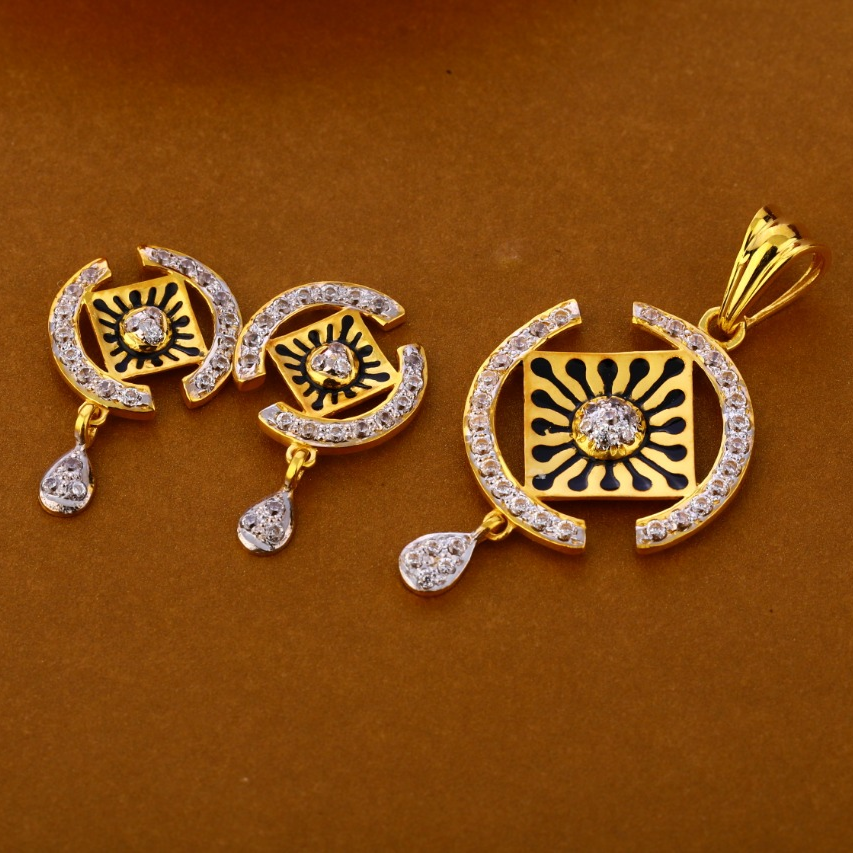 22KT Gold CZ Hallmark Gorgeous Ladies Pendant Set FPS293