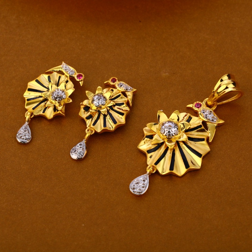 22KT Gold CZ Hallmark Designer Ladies Pendant Set FPS290